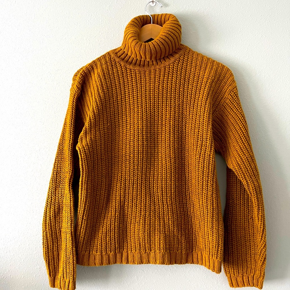 Mustard yellow turtleneck sweater